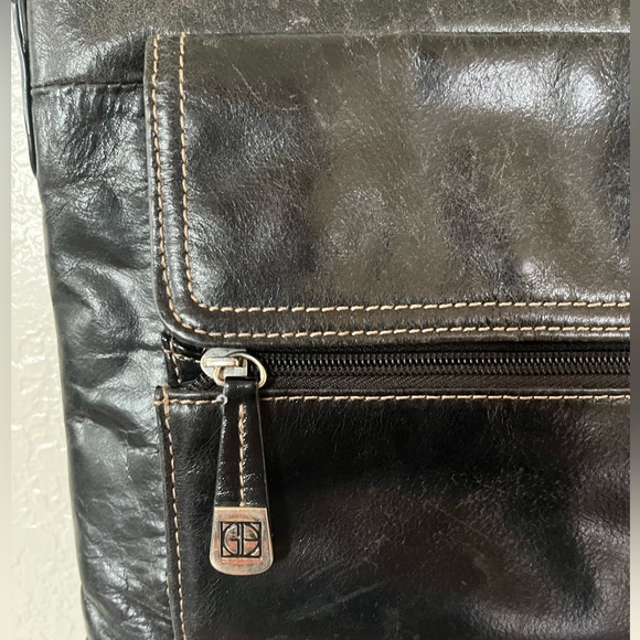 GIANI BERNINI - Black Crossbody Genuine Leather Purse - Lots of pockets! - Picture 5 of 12